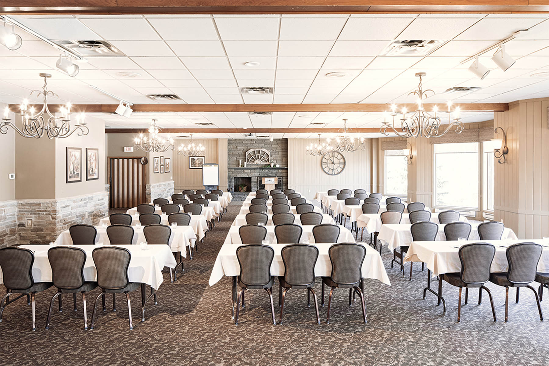 Woodloch meeting room setup.