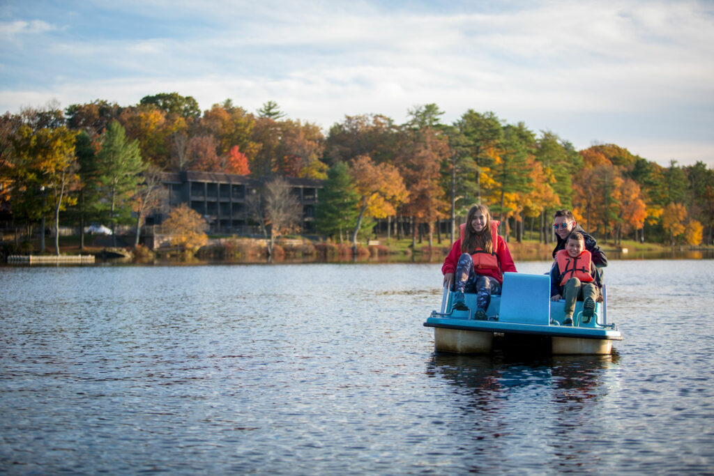 Reunite at Woodloch on Lake Teedyuskung