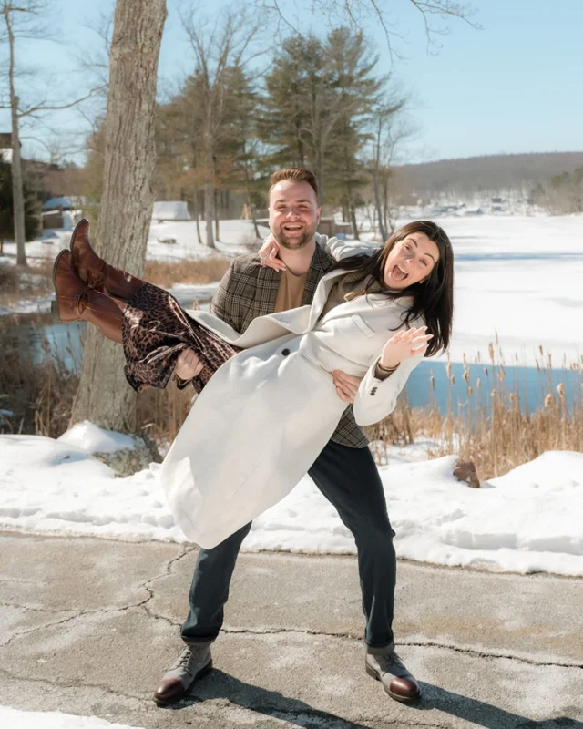 Before we say hello to Spring, let’s take a moment to celebrate all the love that bloomed this Winter at Woodloch! ❄️ From surprise proposals by the lake to cozy candlelight “yes” moments, this season has been filled with magic. Cheers to all the newly engaged couples-your forever starts here! 🥂#woodloch #engagement #proposal #poconos #poconomtns #fyp thanks to @aliciasanseverinophoto for the amazing first two photos!